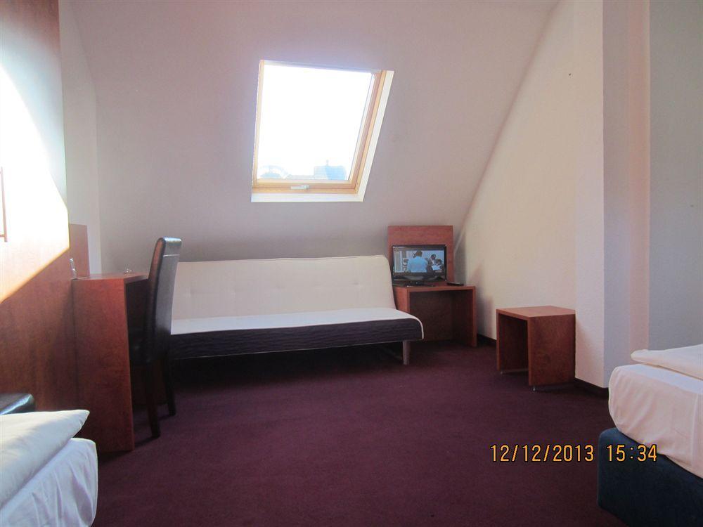 דיסלדורף Altstadt Hotel Rheinblick מראה חיצוני תמונה