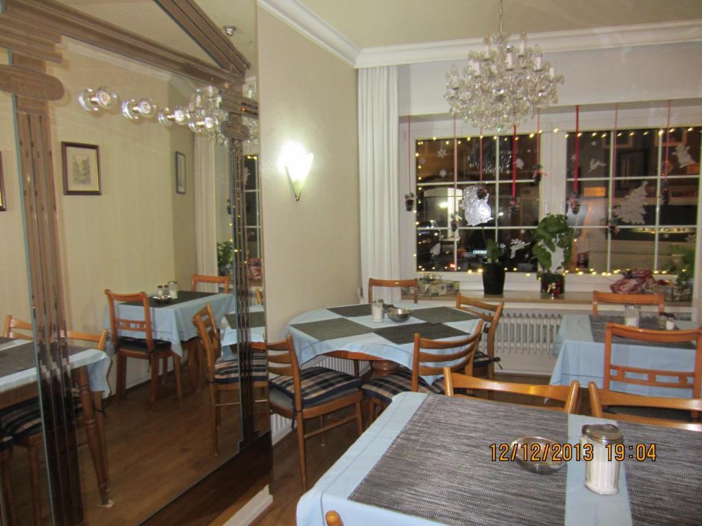 דיסלדורף Altstadt Hotel Rheinblick מראה חיצוני תמונה